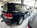 Toyota Land Cruiser VXR 2021 V8